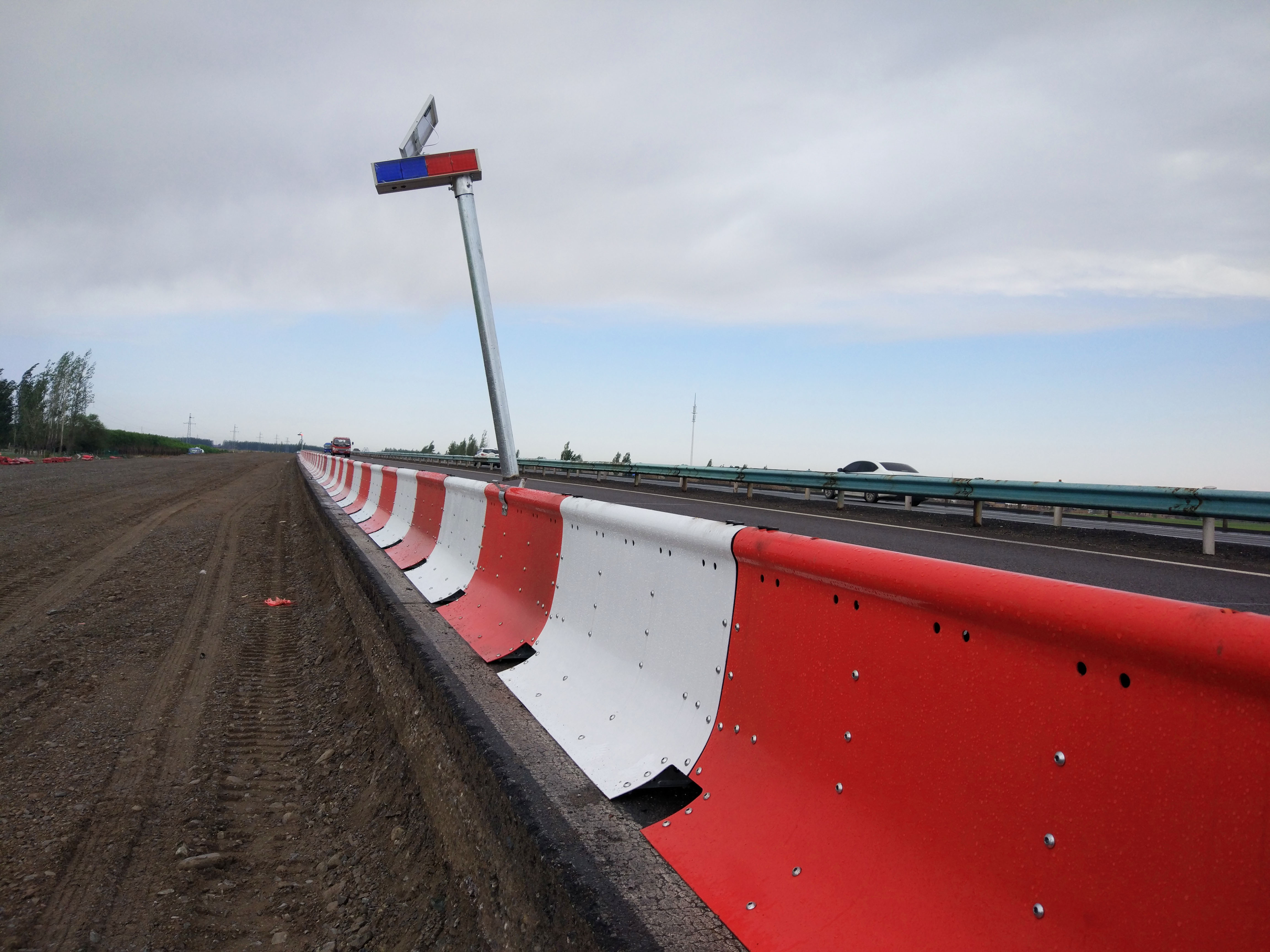 G30烏奎高速公路改擴(kuò)建項(xiàng)目